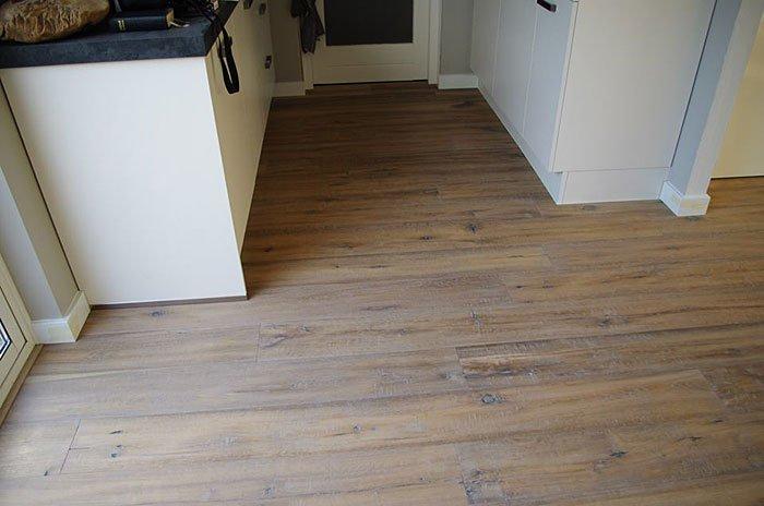 Houten vloer in Sint-Maartensdijk